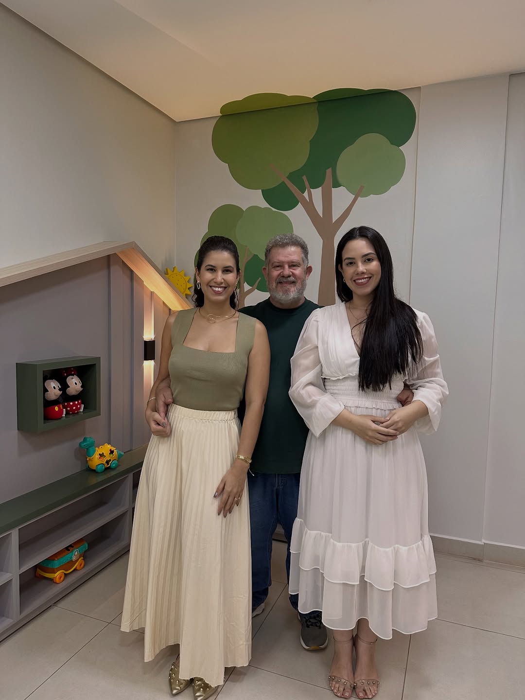 Equipe do Instituto Naves reunida na clínica